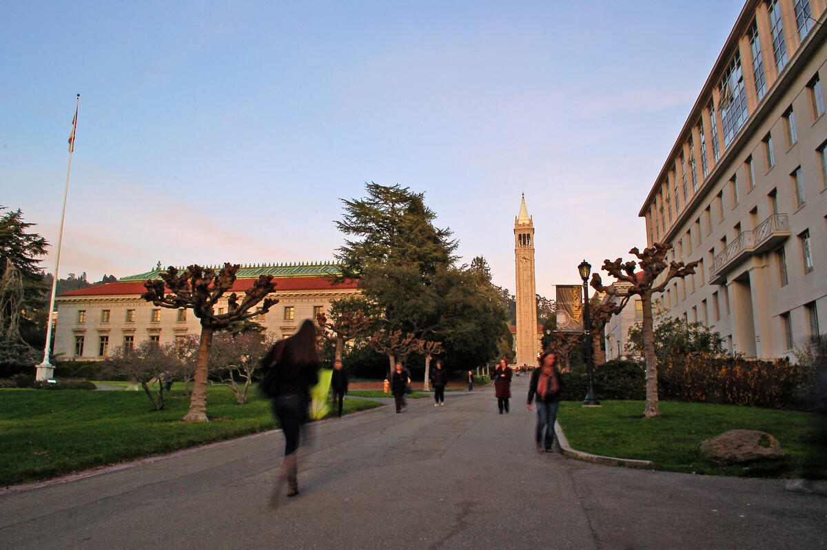 dwinelle hall to the right, campanille center, and cal hall to the left